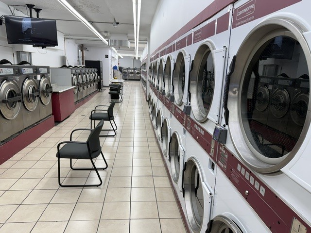 Downing Laundry Interior